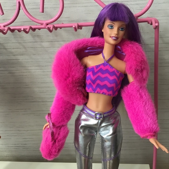 Barbie Jam’n Glam Dolls and HTF Drum Set - Picture 2 of 16